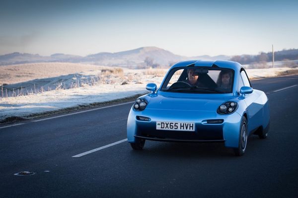 16 Hydrogen-Powered Vehicles