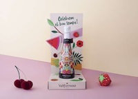 Summery Sparkling Wine Bottles Image 7