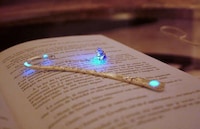 Fairy-Like Illuminated Jewelry Image 6