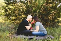 Murder-Themed Marriage Photos Image 2