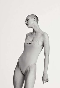 Grungy Swimwear Looks Image 4