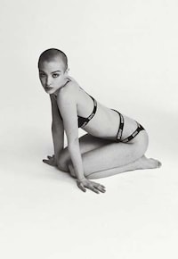 Grungy Swimwear Looks Image 6