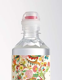Illustrated Mineral Water Branding Image 6