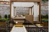 Private Cabana Suites Image 4