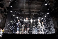 Immersive Fashion Installations Image 4