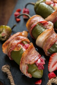 Bacon Strawberry-Stuffed Peppers Image 2