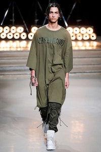 Pilot-Inspired Menswear Image 3