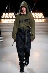 Pilot-Inspired Menswear Image 6