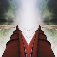 Height-Emphasizing Bridge Photography Image 7