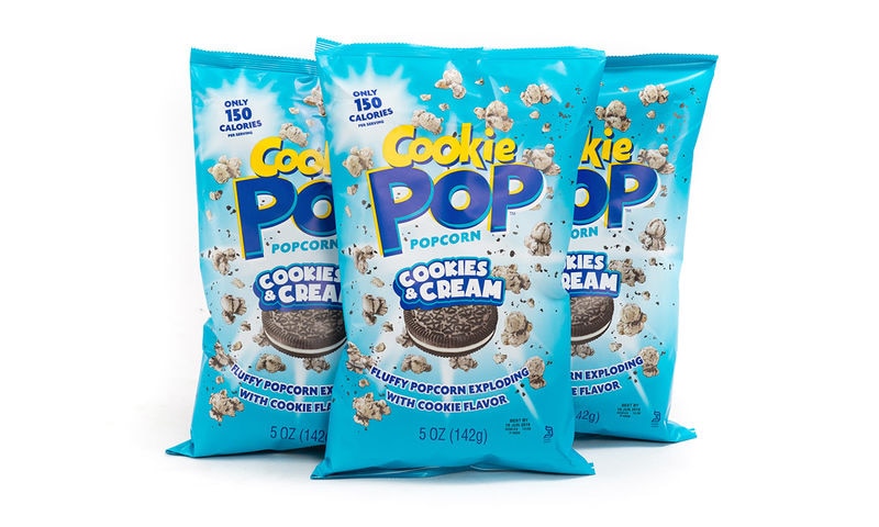 Cookie-Popcorn Snacks