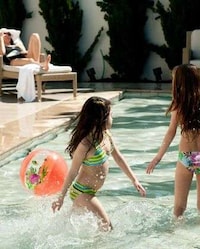 Moveable Pools Floors Image 2