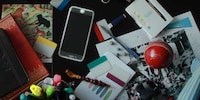 Durable Phone Screens Image 4