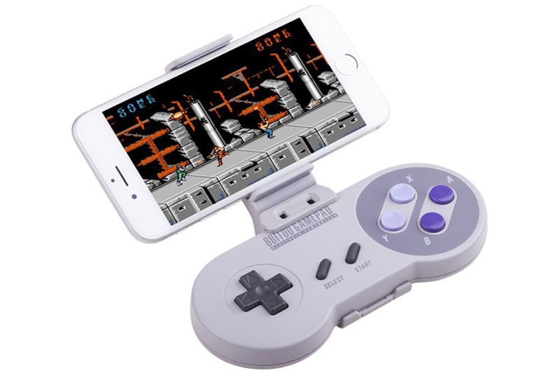 Smartphone Gaming Controllers