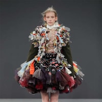 Recycled Fabric Fashion Lines Image 3