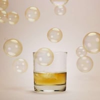 Edible Alcoholic Bubbles Image 4