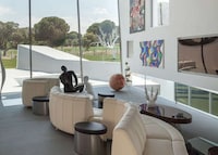 Cubic Modern Home Protrusions Image 8