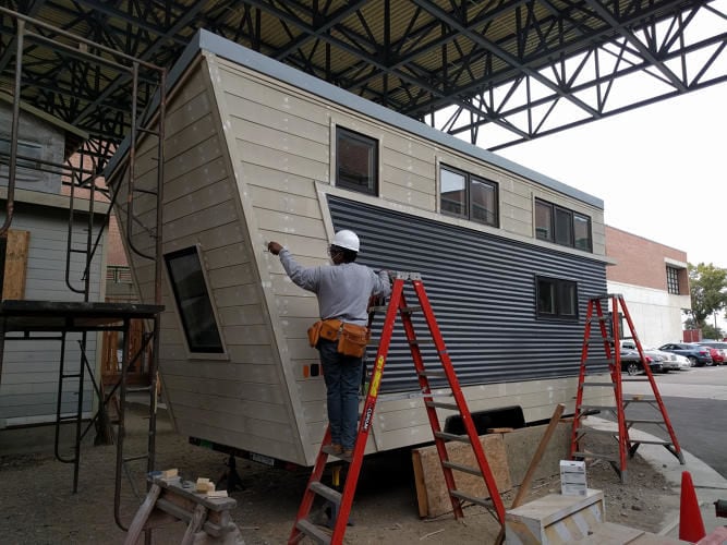 Minuscule Flat-Pack Houses