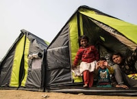 Reversible Homeless Shelters Image 3