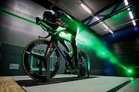 Aerodynamic Cycling Bodysuits Image 2