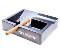 Ergonomic Cigar Ashtrays Image 4