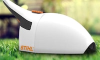 Vacuuming Grass Trimmers Image 4