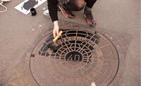 Metropolitan Manhole Cover Fashion Image 2