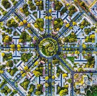 Symmetrical Urban Photography Image 5