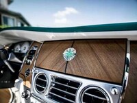 Ocean-Inspired Luxury Cars Image 2