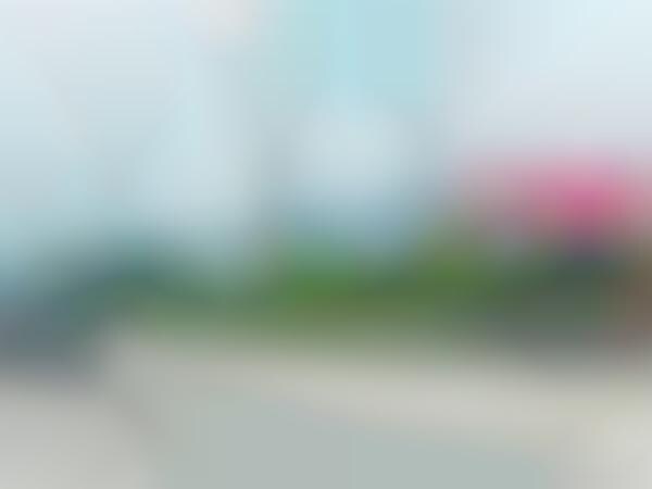 Traffic-Sensing Billboards