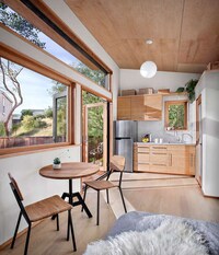 Prefabricated Guest Homes Image 4