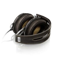 Weekly Headphone Rentals Image 5