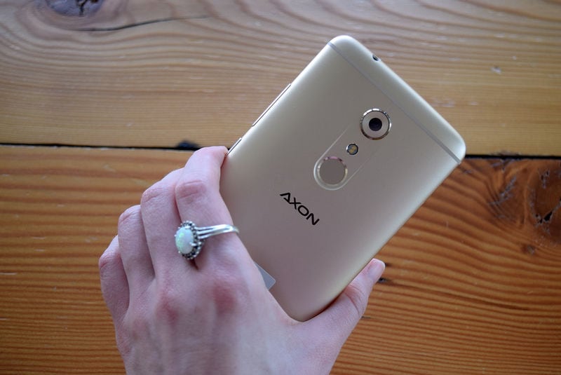 Crowdsourced Phone Design Campaigns