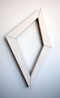 Diamond-Shaped Wall Lamps Image 5