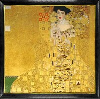 Recreating Womanly Paintings Image 6