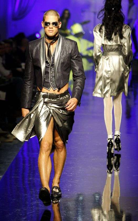 20 Cross-Dressing Fashions and Viral Drag Queens