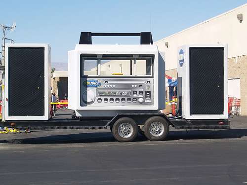 Intergalactic Boom Boxes Image 2