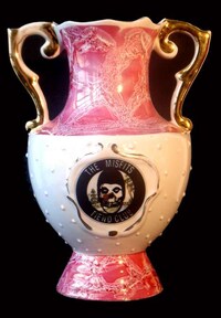Punk Granny Dishes Image 6
