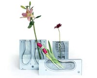 Footprint Vases Image 2