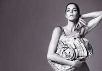 Risque Supermodel Ads Image 2
