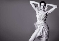 Risque Supermodel Ads Image 8