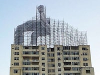 Giant Athlete Installations Image 3