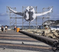 Giant Athlete Installations Image 5