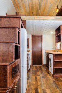 Indulgent Tiny Homes Image 4