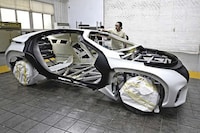 Gullwing SUV Concepts Image 8