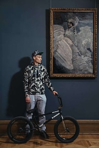 Rebellious Skater Lookbooks Image 7