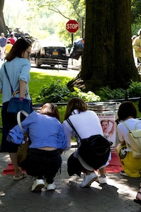 Celebrity Trash Cans Image 7