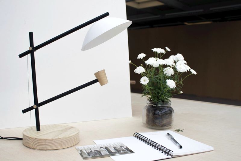Sun-Mimicking Lamps