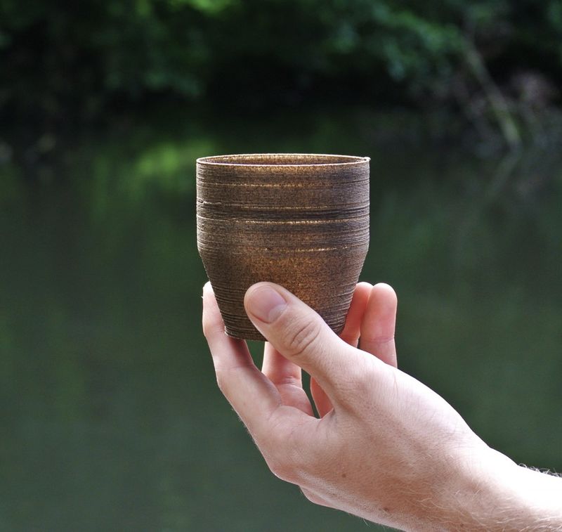 3D-Printed Algae Pots