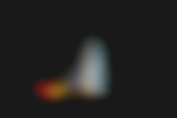 Communicative Quantum Satellites