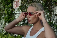 Snakeskin Rose-Tinted Sunglasses Image 4